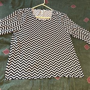 Black and grey long sleeve t-shirt